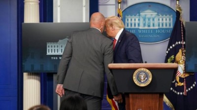 trump-press-1597109561.jpg