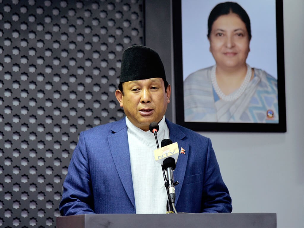 parbat-gurung-1-1605881037.jpg