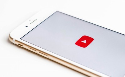 youtube_in_mobile-1620899670.jpg