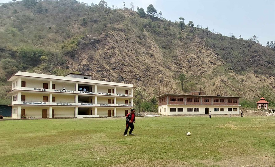 Batsala-devi-secondary-sc-1727535931.jpg