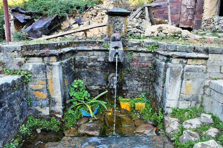 थाहा नगरपालिका वडा नम्बर ९ मा रहेको गुर्जुधारा ।